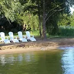 Nyaraló Ferienhaus Mit Kamin Am Achterwasser In Luetow *