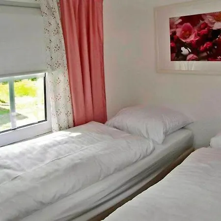 Ferienhaus Mit Kamin Am Achterwasser In Luetow * Lütow