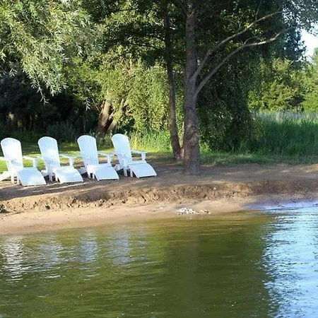 別荘 Ferienhaus Mit Kamin Am Achterwasser In Luetow *