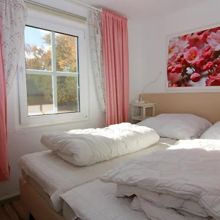 Ferienhaus Mit Kamin Am Achterwasser In Luetow 別荘 *