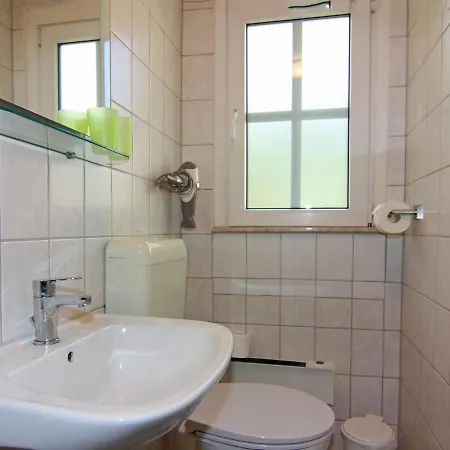 Ferienhaus Mit Kamin Am Achterwasser In Luetow 別荘 *